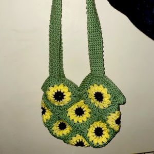 Sunflower inspired crocheted bag